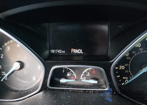 2016 Ford Focus Se z USA, uszkodzony, nr VIN 1FADP3F26GL350805